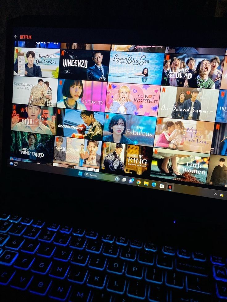 Pantalla mostrando una serie coreana